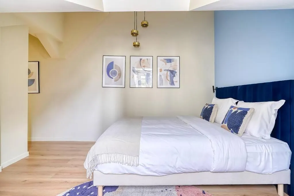 4G#Appart 8Pers # 3 Chambres # Commerce # Paris 15#Ac 0*,