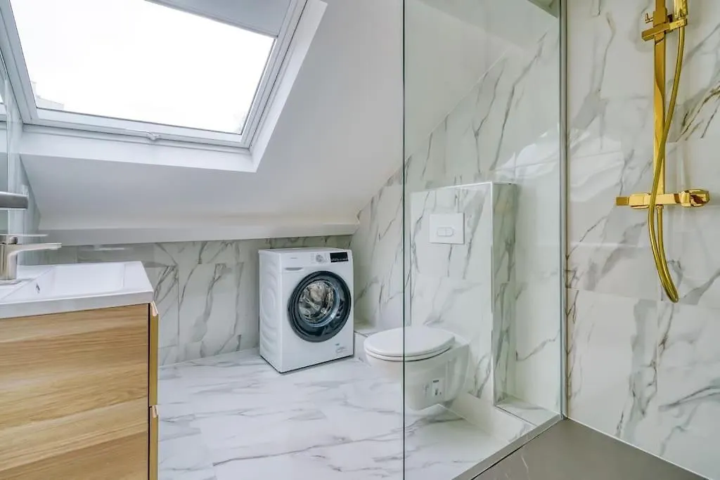 4G#Appart 8Pers # 3 Chambres # Commerce # Paris 15#Ac 0*,